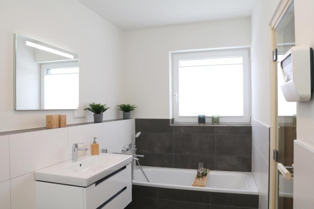Diemelblick Acht - Ferienhaus Fuer 6 Personen Mit Sauna, Garten Und Dachterrasse Mit Panoramablick Heringhausen Luaran gambar